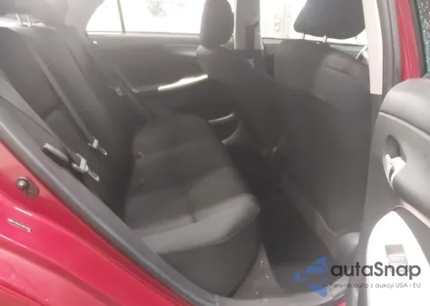 2011 Toyota Corolla S z USA, uszkodzony, nr VIN 2T1BU4EE4BC536161